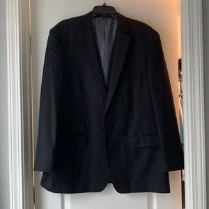 Black Perry Ellis suit. Jacket 46R, pants 38W30L.